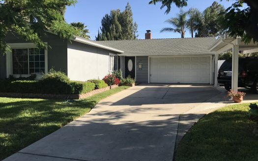 23116 Cohassett St, West Hills