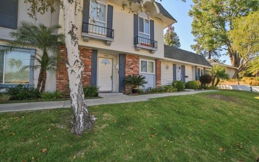 10235 Lurline Ave Chatworth, CA 91311