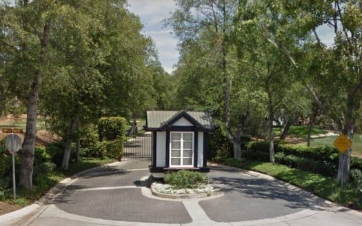 Oak Place Homes Gated Community in Westlake Village