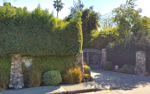 Walnut Acres Woodland Hills