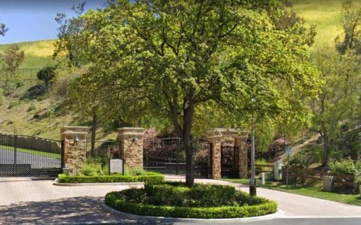 Vineyards Gated Community in Simi Valley