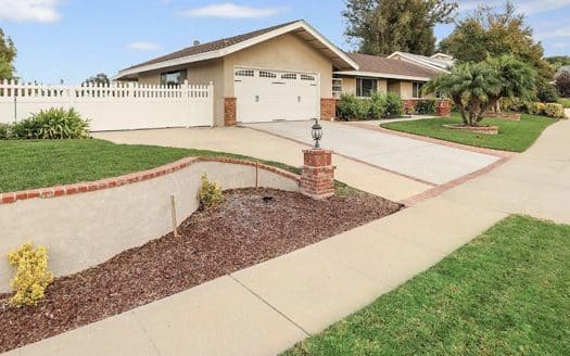 1082 Balsamo Ave, Simi Valley 93065