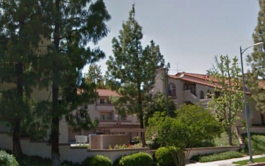 Valley West Condominiums Community in West Hills