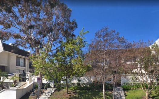 Villa Madrid Condos in Woodland Hills