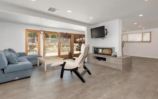 4741 San Feliciano Dr, Woodland Hills, CA 91364