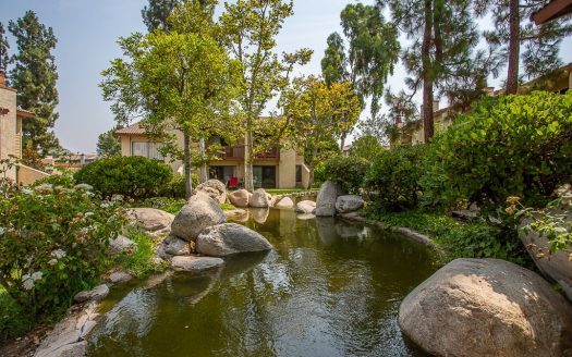 Woodland Hills Townhouse