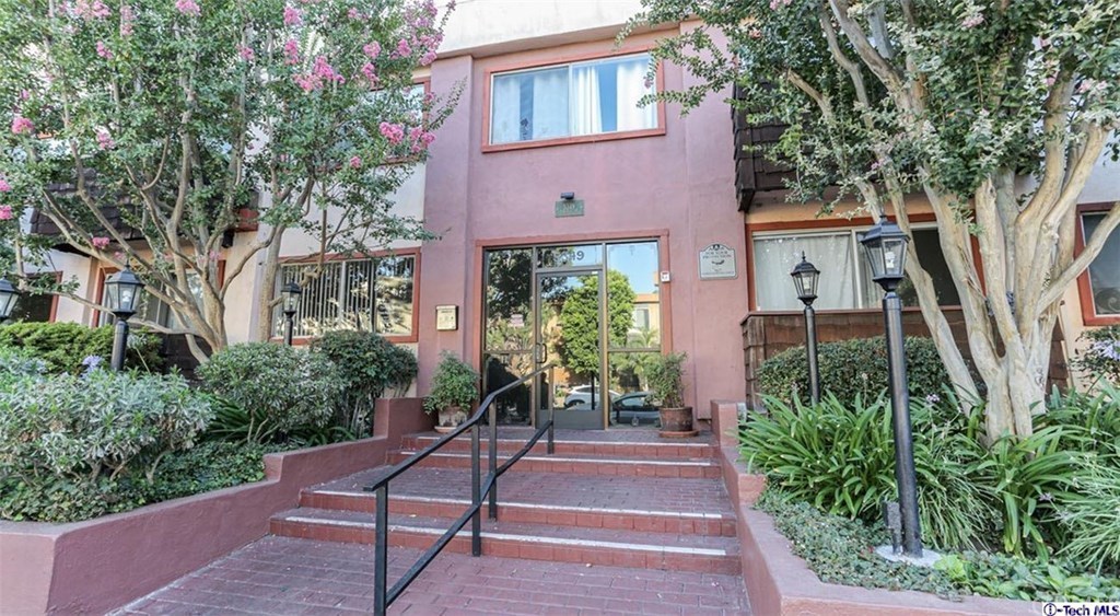 5349 Newcastle Ave APT 26 Los Angeles CA 91316 5349 Newcastle Ave APT 26 Los Angeles CA 91316