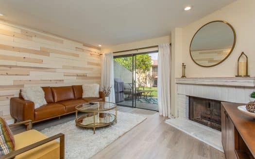 21551 Burbank Blvd #106