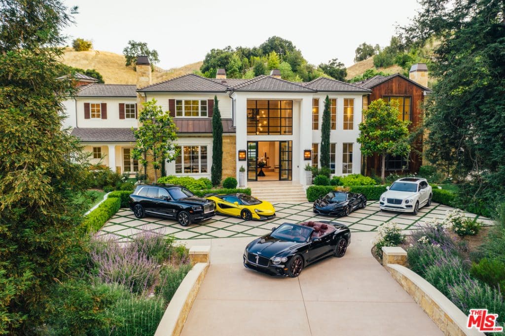 Hidden Hills "The Weekend" Estate