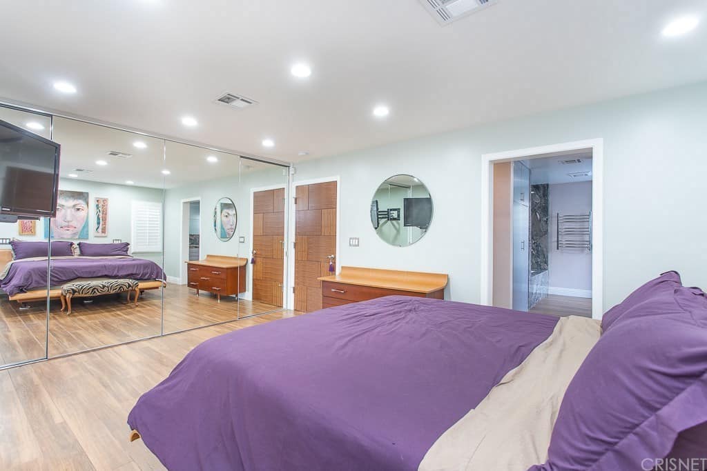 6919 Birchton Ave, West Hills, CA