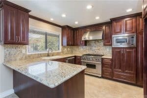 9636 Farralone Ave, Chatsworth, CA 91311