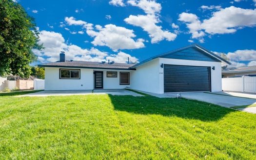 6544 Gross Ave, West Hills, CA 91307