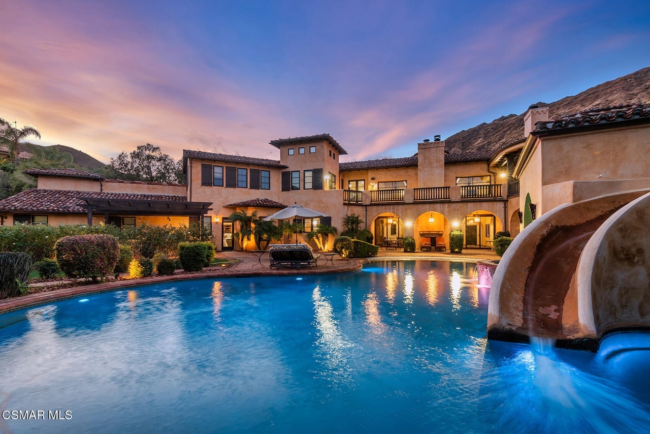 Malibu View Court Luxury home in Agoura Hills