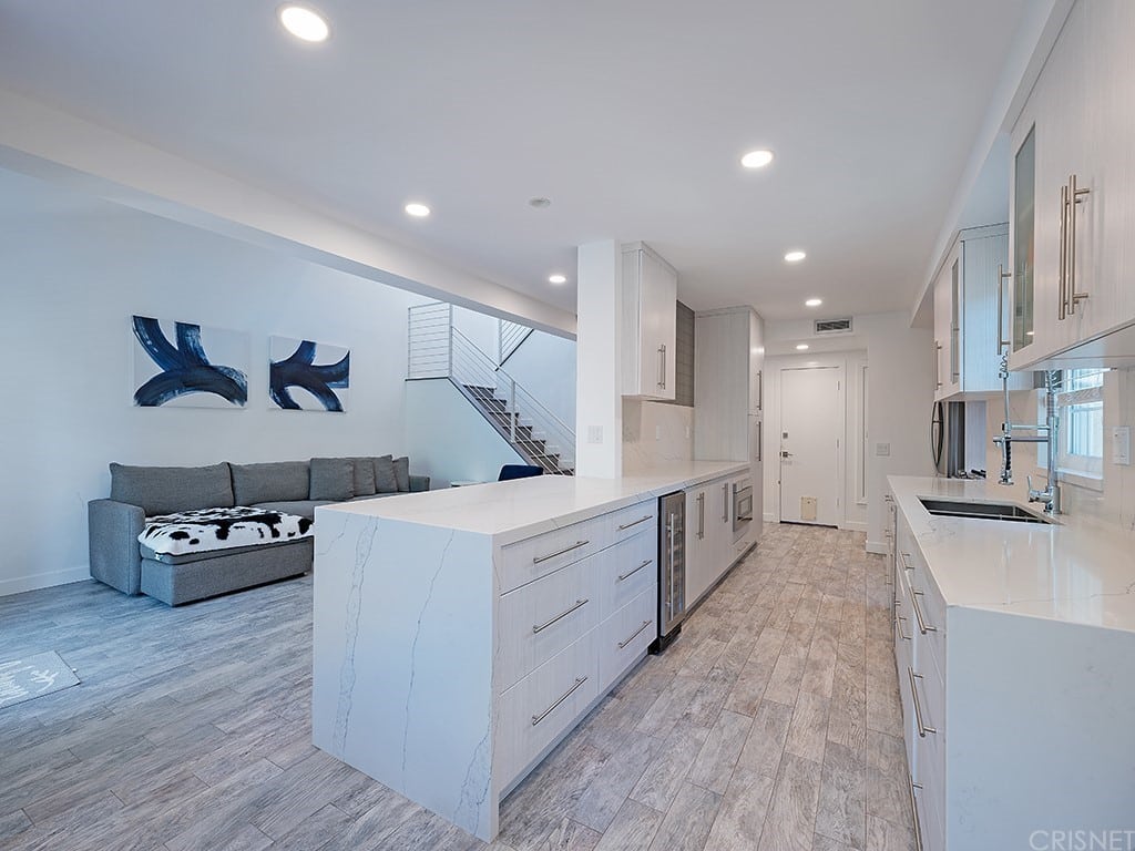 30496 Passageway Pl Unit P1, Agoura Hills, CA 91301