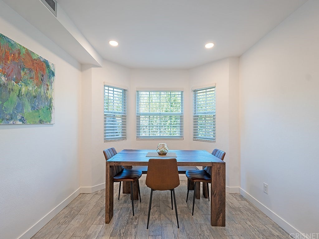 30496 Passageway Pl Unit P1, Agoura Hills, CA 91301