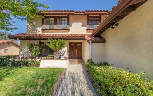 7132 Castle Peak Dr West Hills, CA 91307