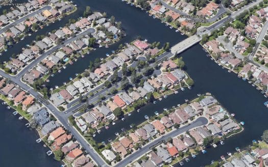 Westlake Island Gated Community in Thousand Oaks