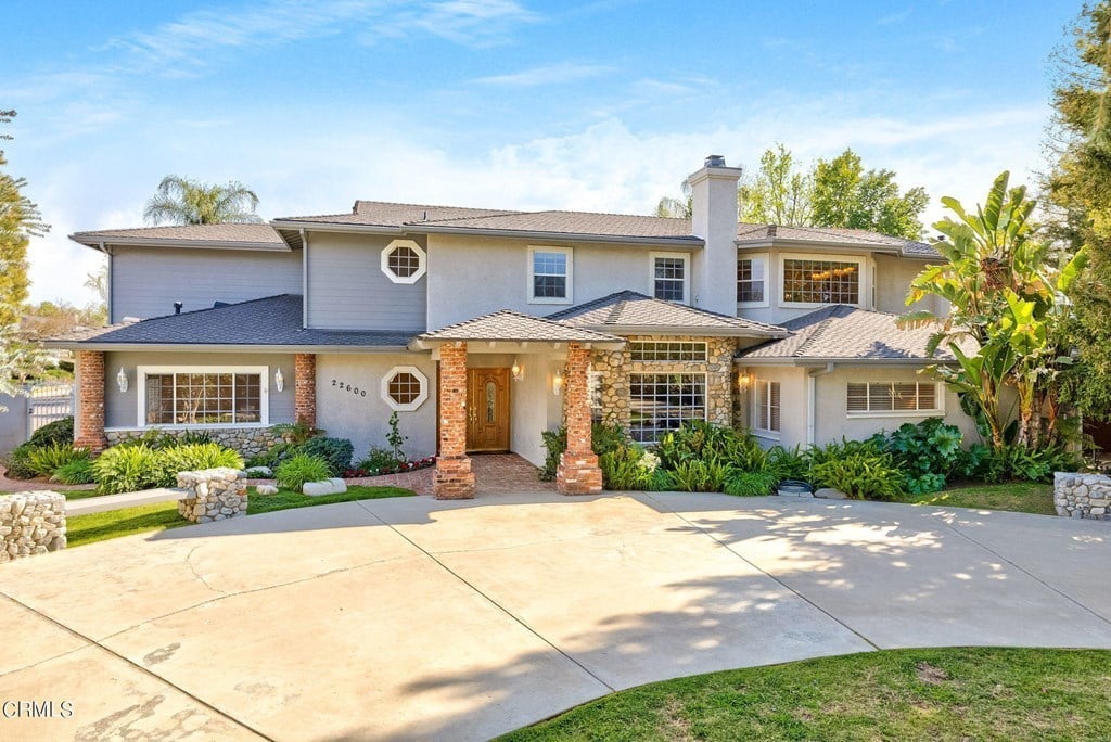 22600 Erwin St, Woodland Hills, CA 91367