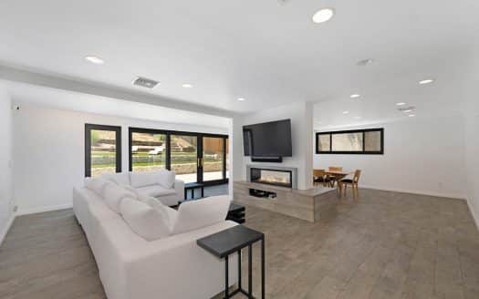 4741 San Feliciano Dr, Woodland Hills, CA 91364