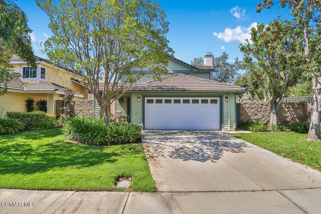 12440 Mountain Trail St, Moorpark, CA 93021
