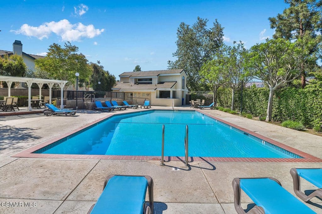 12440 Mountain Trail St, Moorpark, CA 93021