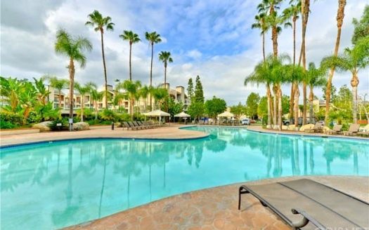 21550 Burbank Blvd APT 307, Woodland Hills, CA 91367