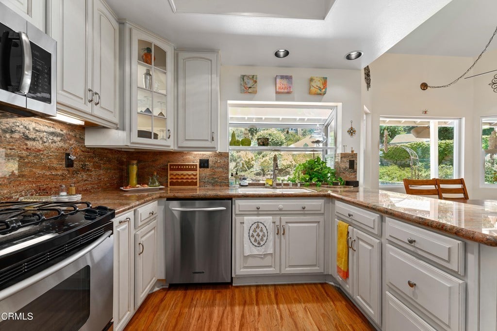 3634 Birdsong Ave, Thousand Oaks, CA 91360