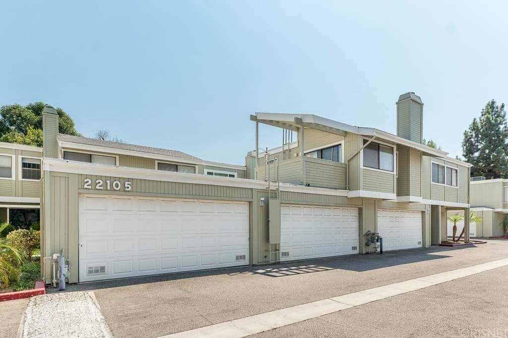 22105 Burbank Blvd UNIT 1
