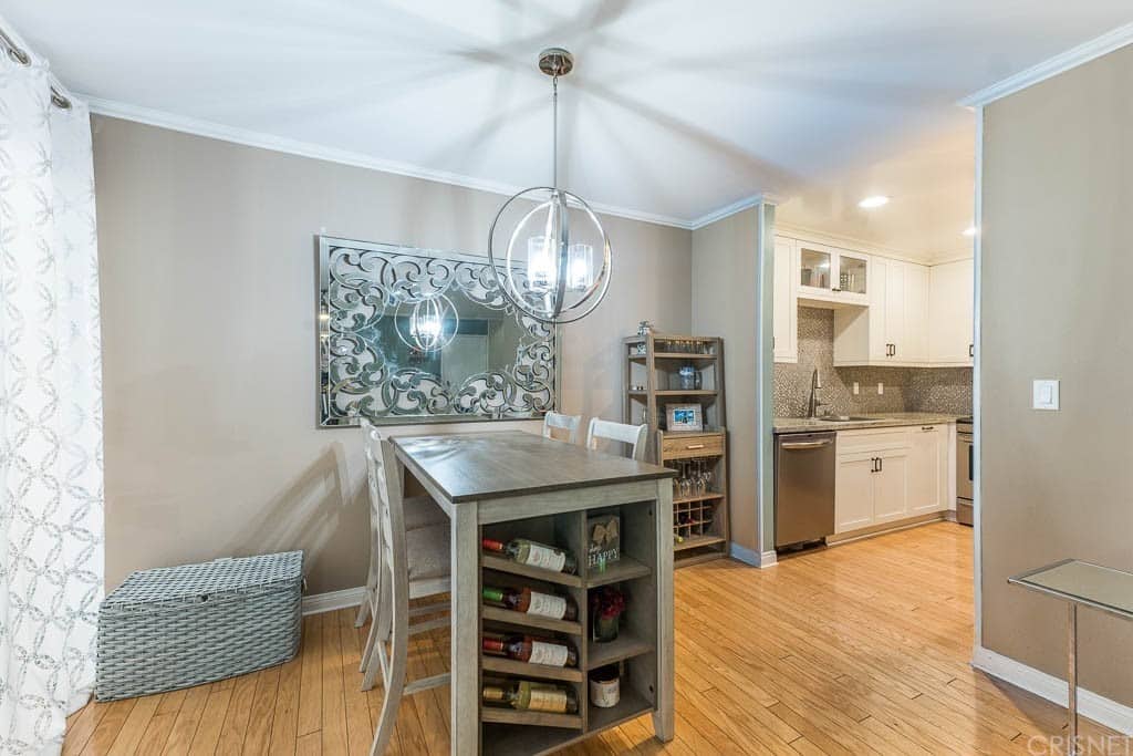 22105 Burbank Blvd UNIT 1