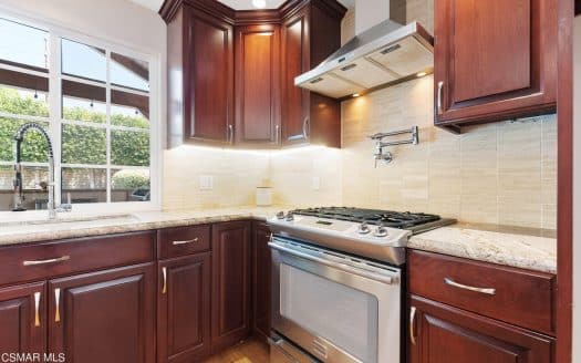 2383 Shergra Pl, Simi Valley CA 93063