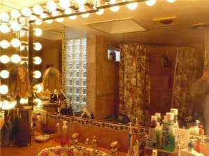 22942 Crespi St, Woodland Hills, CA 91364