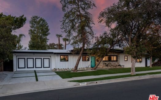 22951-Brenford-St-Woodland Hills-CA-91364