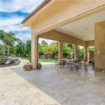 22953 Oxnard St, Woodland Hills, CA 91367