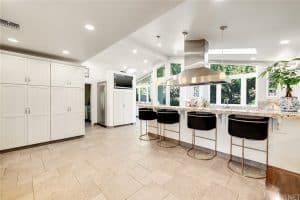 4416 Topanga Canyon Blvd, Woodland Hills, CA 91364