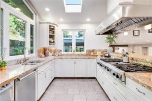 4416 Topanga Canyon Blvd, Woodland Hills, CA 91364