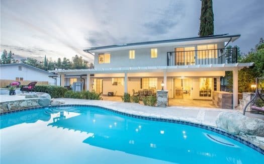 5816 Valerie Ave, Woodland Hills, CA 91367