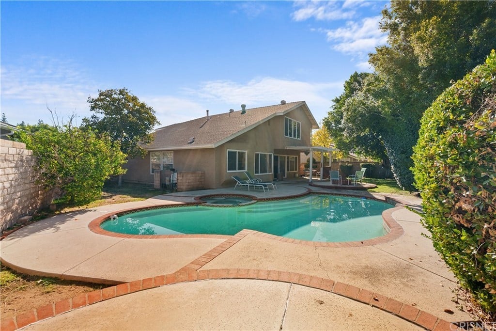 7725-Justin-Ct-West-Hills-CA-91304