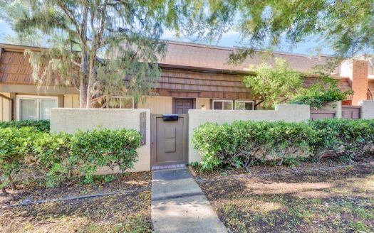 10167 Larwin Ave UNIT 5 Chatsworth CA 91311