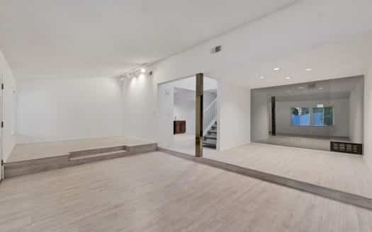 10167 Larwin Ave UNIT 5 Chatsworth CA 91311