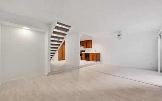 10167 Larwin Ave UNIT 5 Chatsworth CA 91311