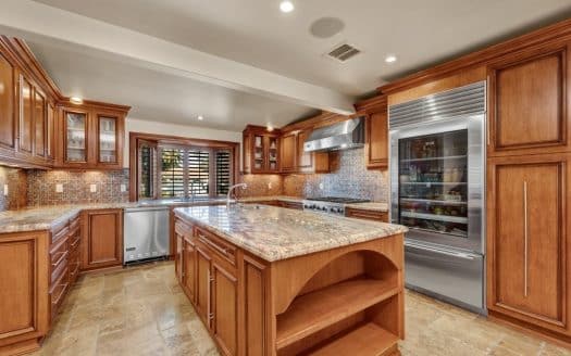 23612 Kivik St, Woodland Hills, CA 91367