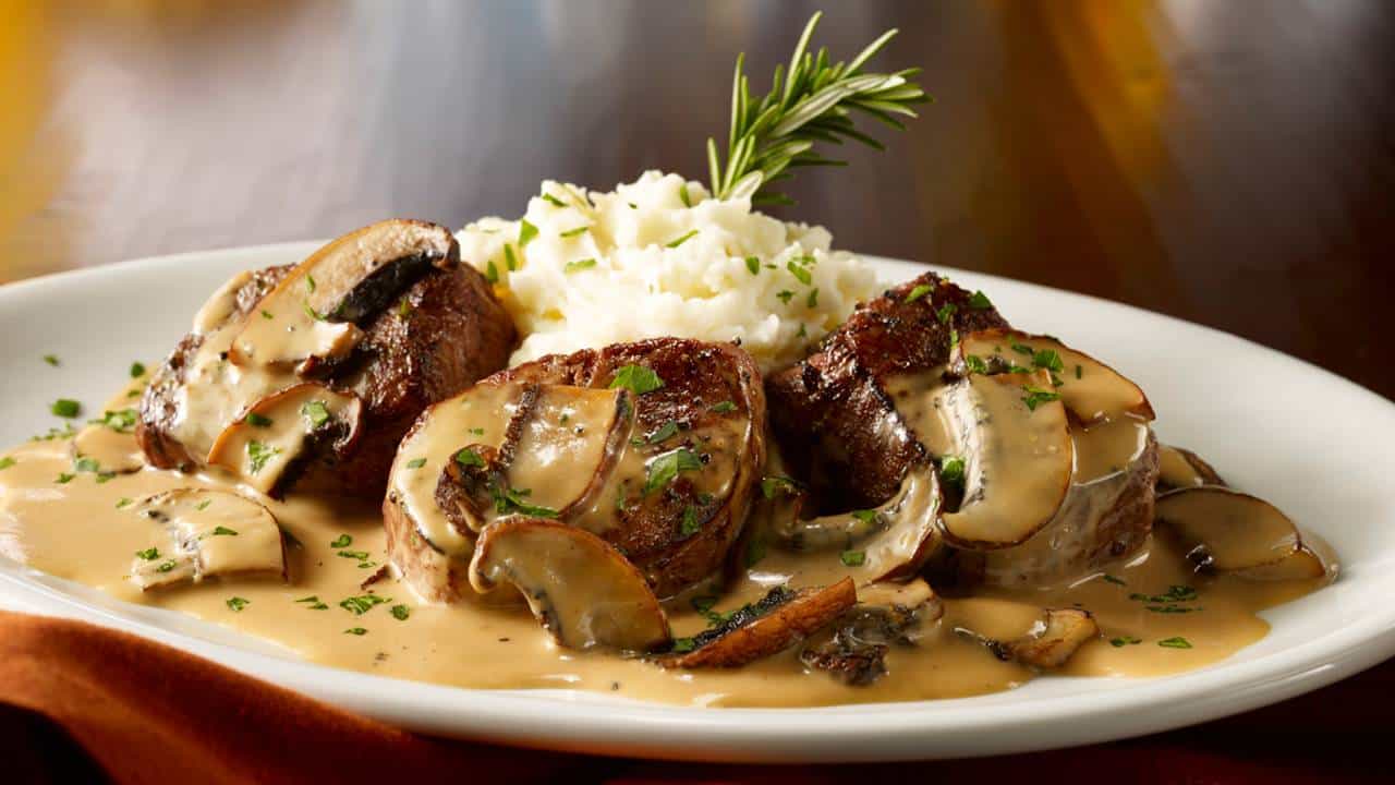 Maggiano's Little Italy 6100 CA-27, Woodland Hills, CA 91367 Maggiano's Little Italy 6100 CA-27, Woodland Hills, CA 91367