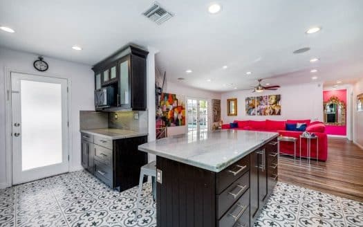 23928 Archwood St West Hills, CA, 91307