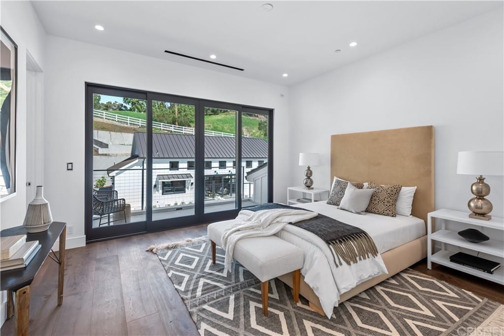 25057 LEWIS AND CLARK Rd Hidden Hills CA 91302