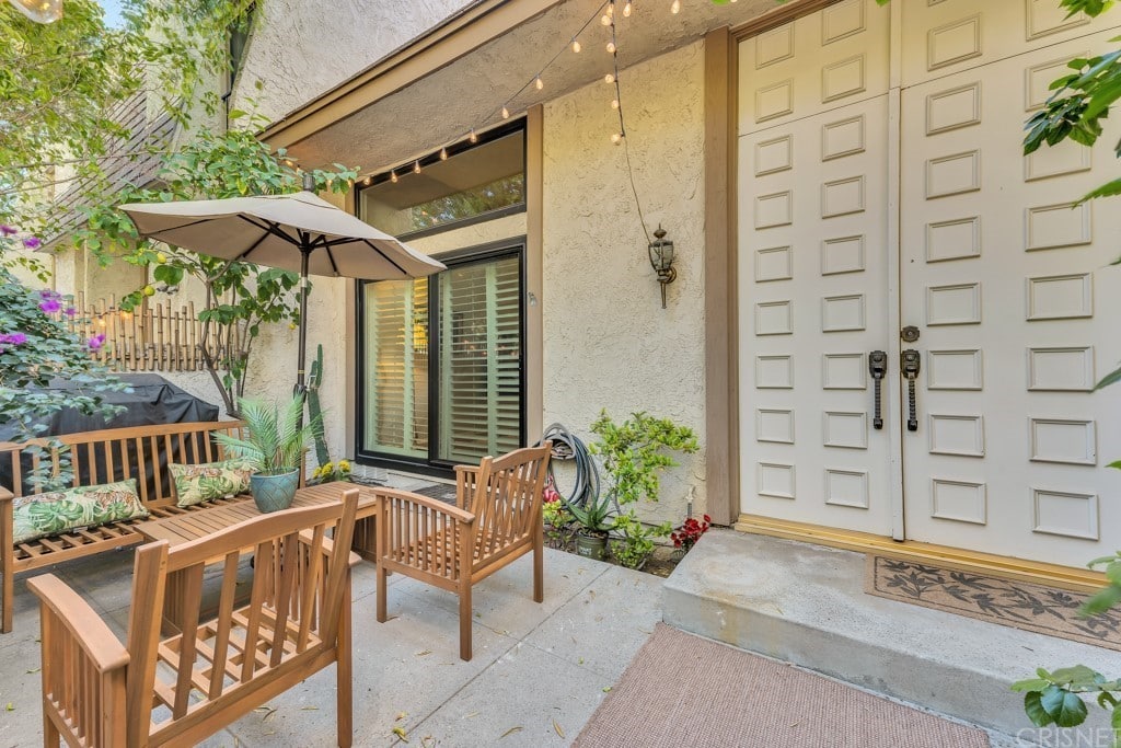 6145 shoop ave Woodland Hills