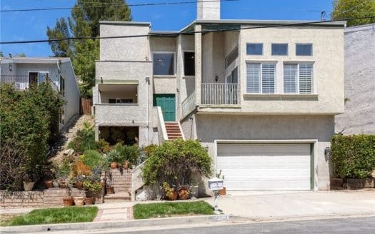 22653 Margarita Dr, Woodland Hills, CA 91364