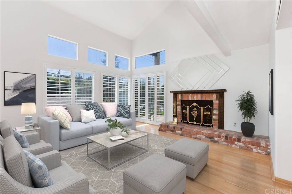 22653 MARGARITA DRIVE WOODLAND HILLS, CA 91364