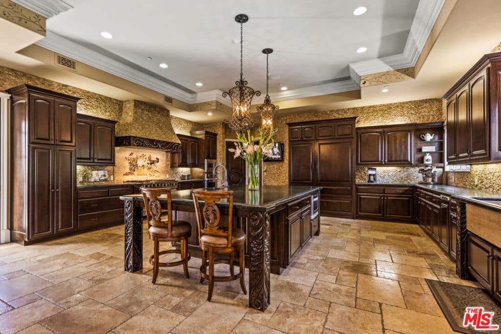 The Estates at the Oaks 25315 PRADO DE LOS SUENOS