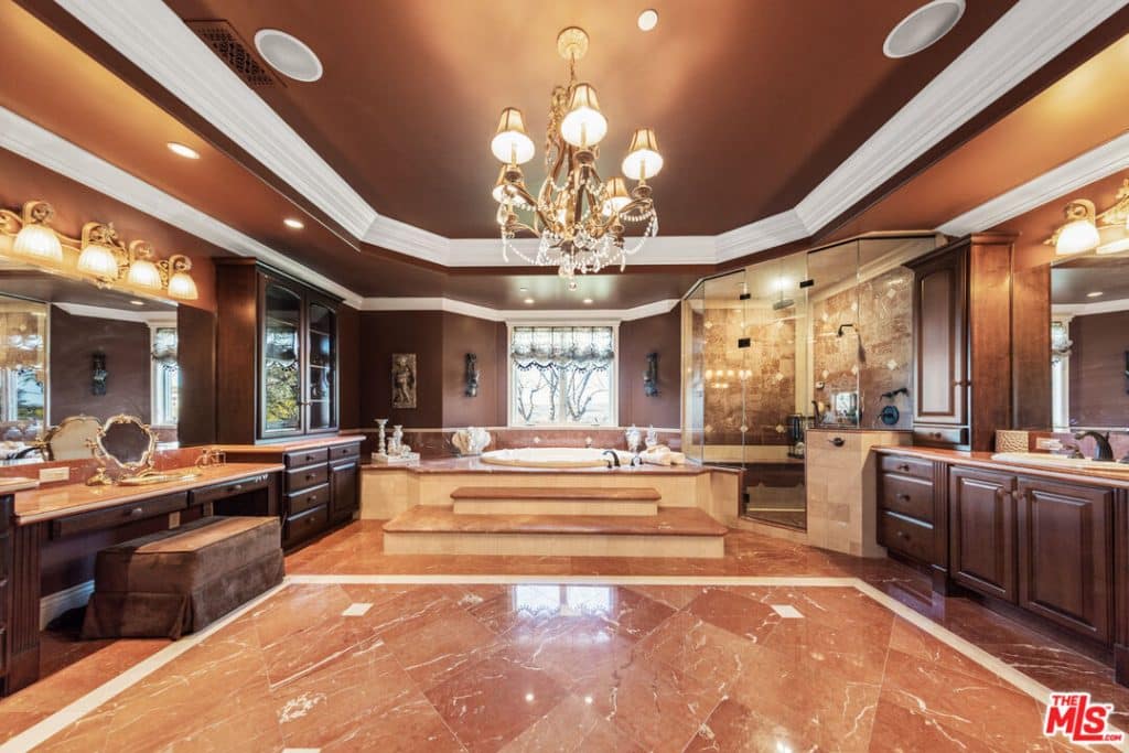 The Estates at the Oaks 25315 PRADO DE LOS SUENOS