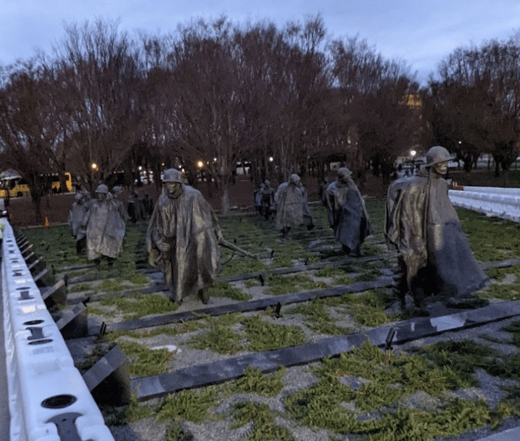 Veterans Plaza simi valley